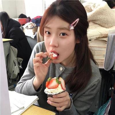 偷偷藏不住重生偏执少年的白月光